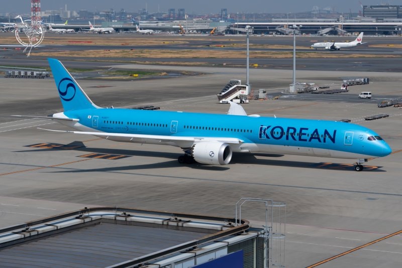 HL8577