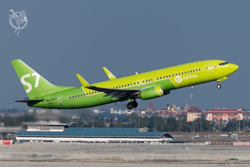 SBI B738 RA-73410